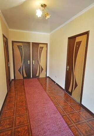 Гостиница Guest House on Krasnodarskaya Геленджик Трехместный номер -1