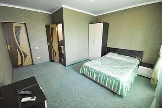 Гостиница Guest House on Krasnodarskaya Геленджик-4